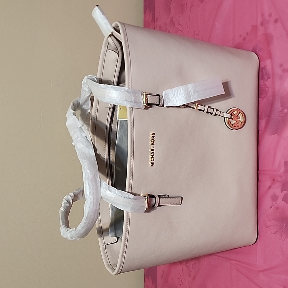 Michael kors tote bag
